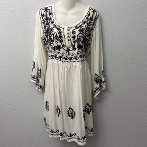 Riviera Sun Tunic Resort Dress-Black and cream